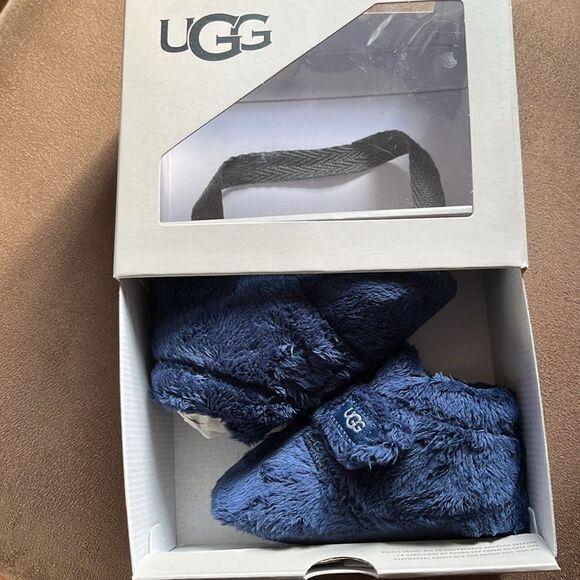 BABY UGG BIXBEE NAVY SIZE 02/03 SMALL (6-12 )MONTH BOOTIE - Picture 8 of 9